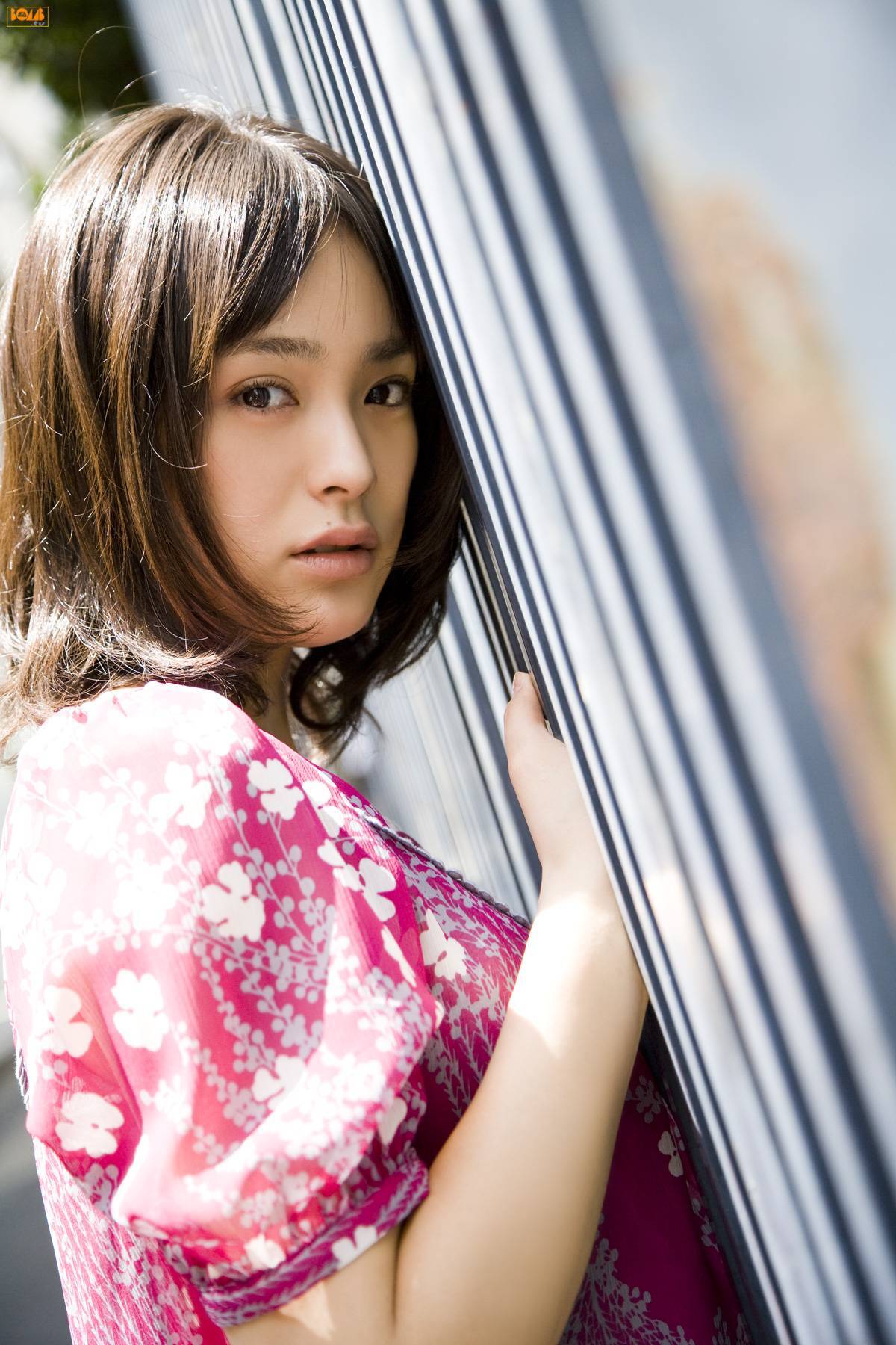 贯地谷诗穗梨 Shihori Kanjiya  Bomb.tv 清纯MM户外写真照